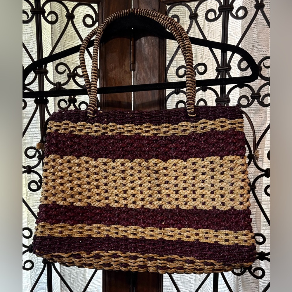 Woven Straw Tote Bag in Eggplant and Natural